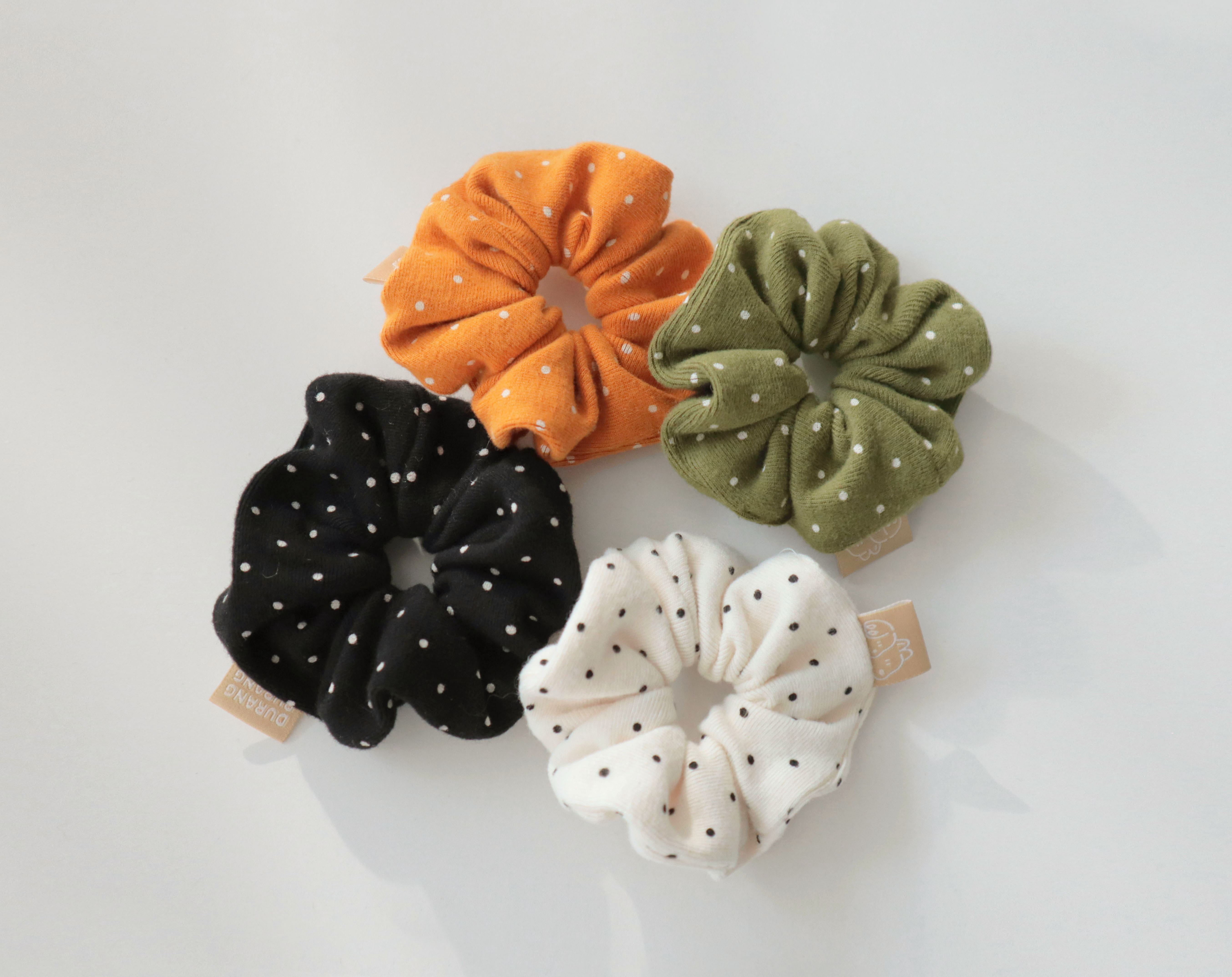 DURANGRURANG Dot Ear Scrunchie_Cream